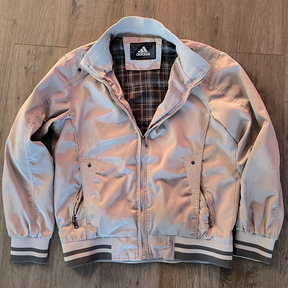Vintage silver/gray adidas sportswear jacket